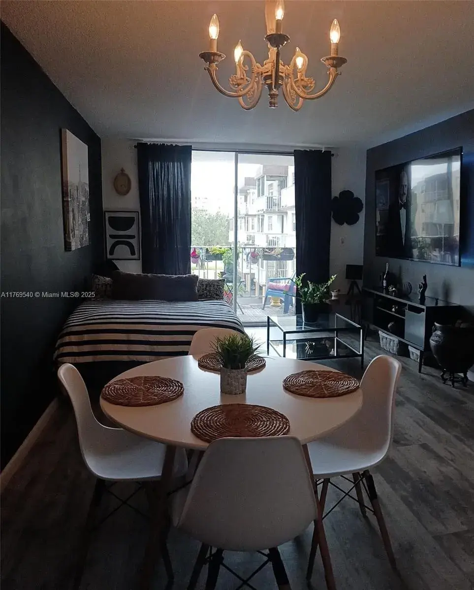 1600 Tallwood Ave # 308, Hollywood FL 33021
