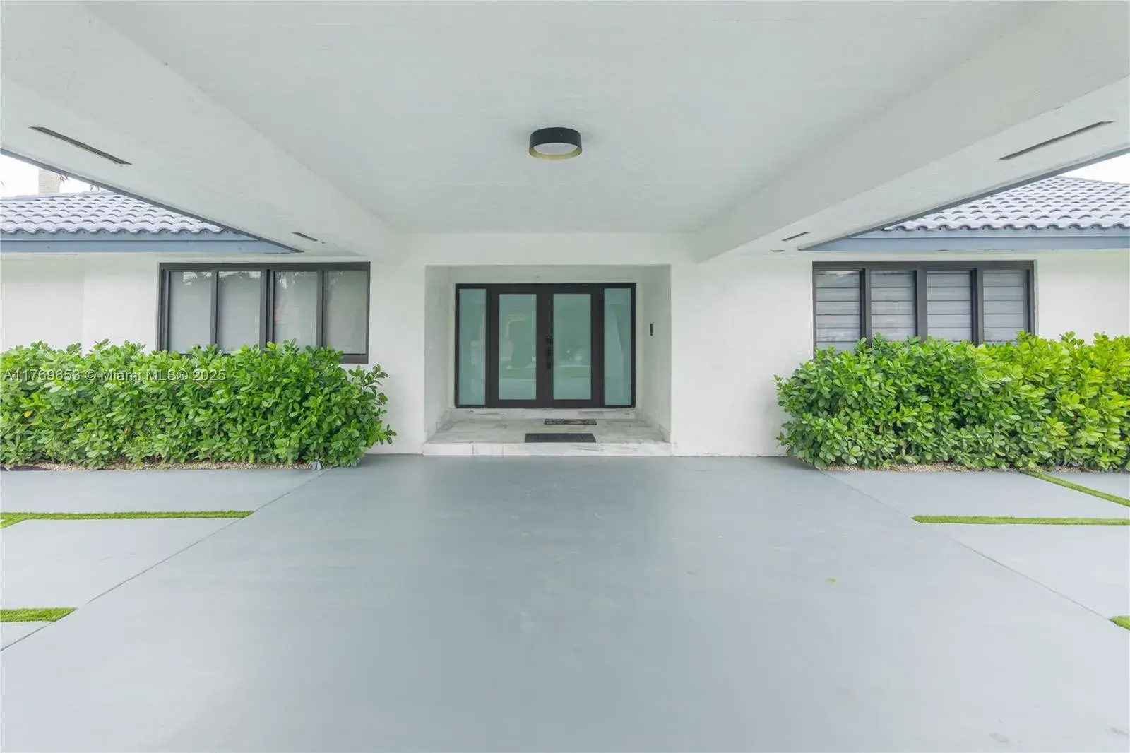 3850 SW 130th Ave, Miami FL 33175