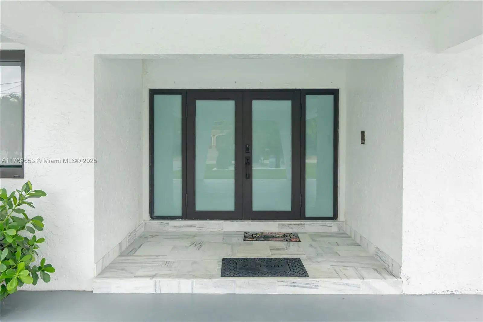 3850 SW 130th Ave, Miami FL 33175
