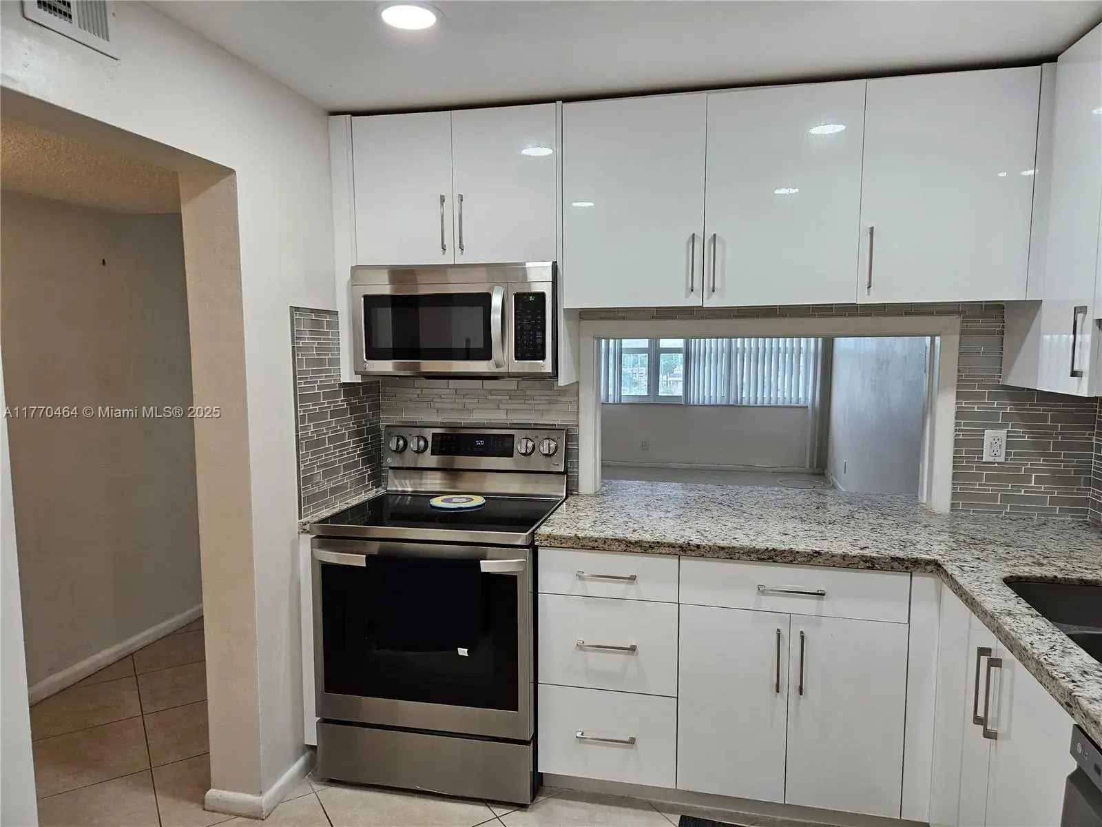 330 SE 2nd St # 504G, Hallandale Beach FL 33009