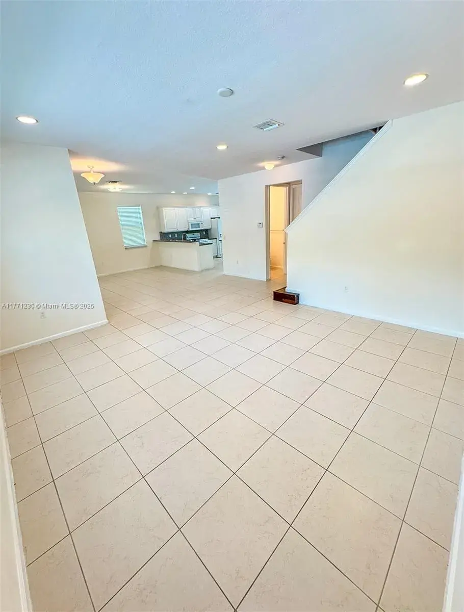 3210 NW 126th Ave # 3210, Sunrise FL 33323