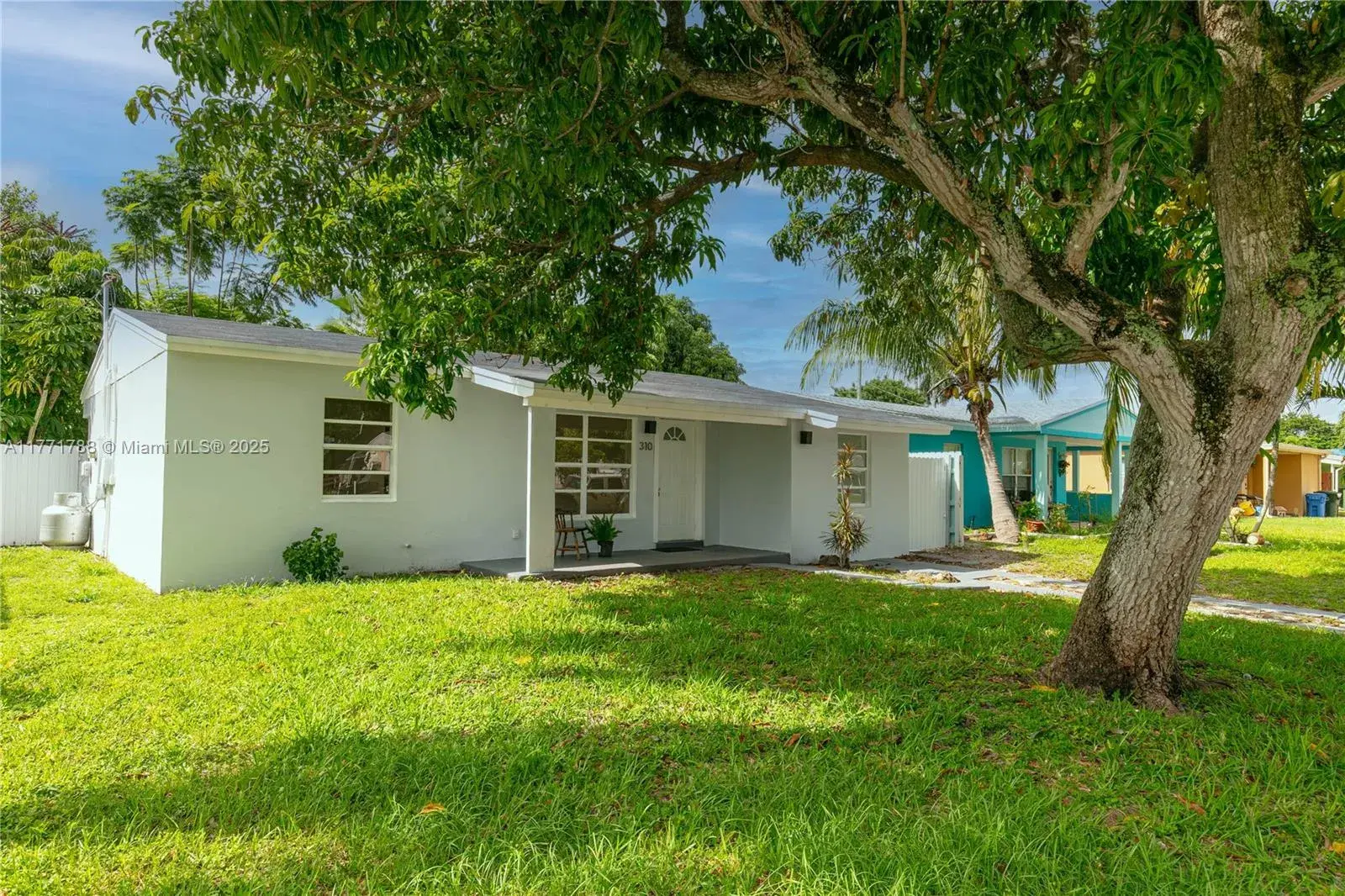 310 NW 55th St, Oakland Park FL 33309