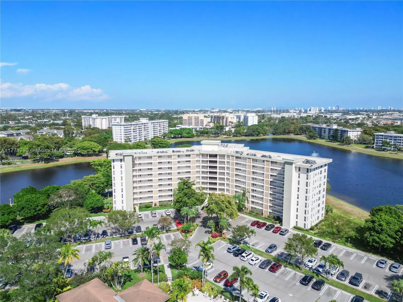 2940 N Course Dr # 712, Pompano Beach FL 33069