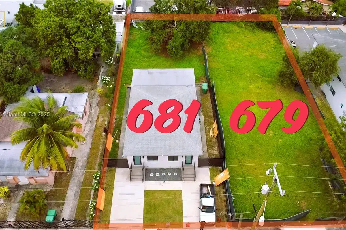 679 & 681 NW 30th St, Miami FL 33127