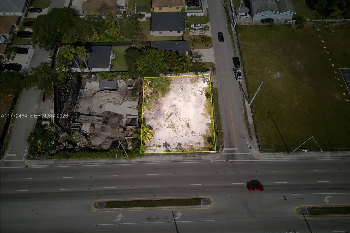 1405 NW 79th St, Miami FL 33147