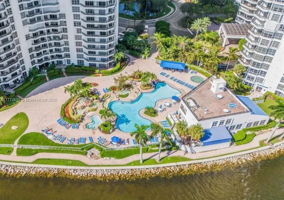19101 Mystic Pointe Dr # 302, Aventura FL 33180