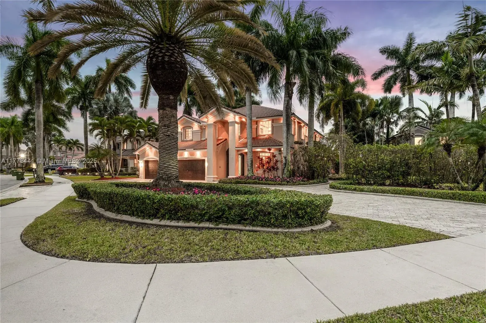 2174 Quail Roost Dr, Weston FL 33327