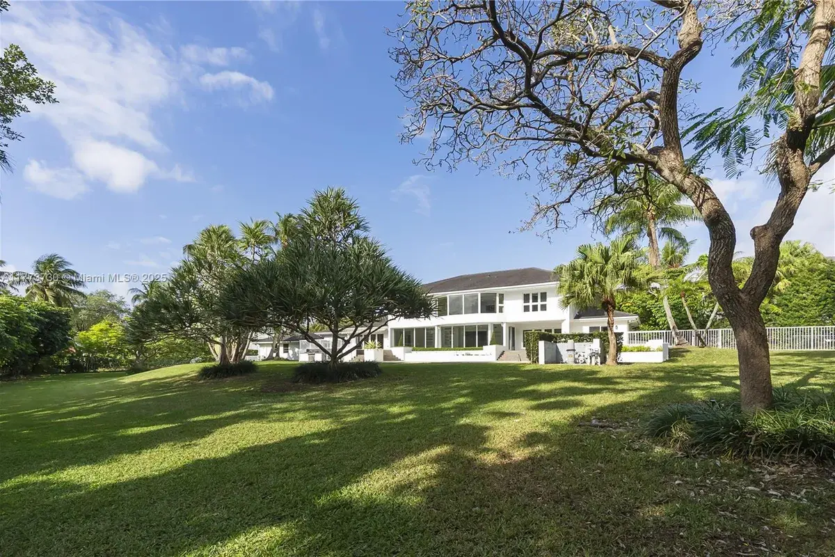 413 Santurce Ave, Coral Gables FL 33143