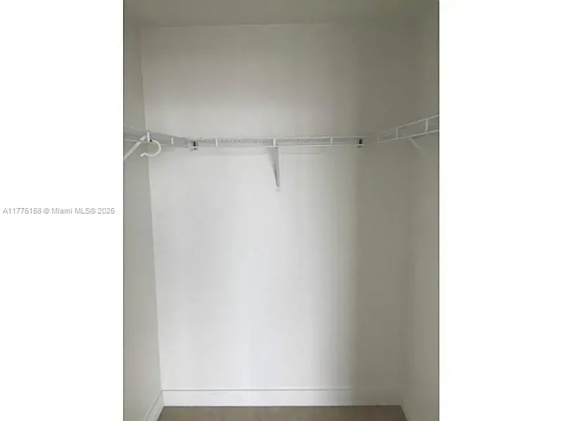 79 SW 12 St, Miami FL 33130