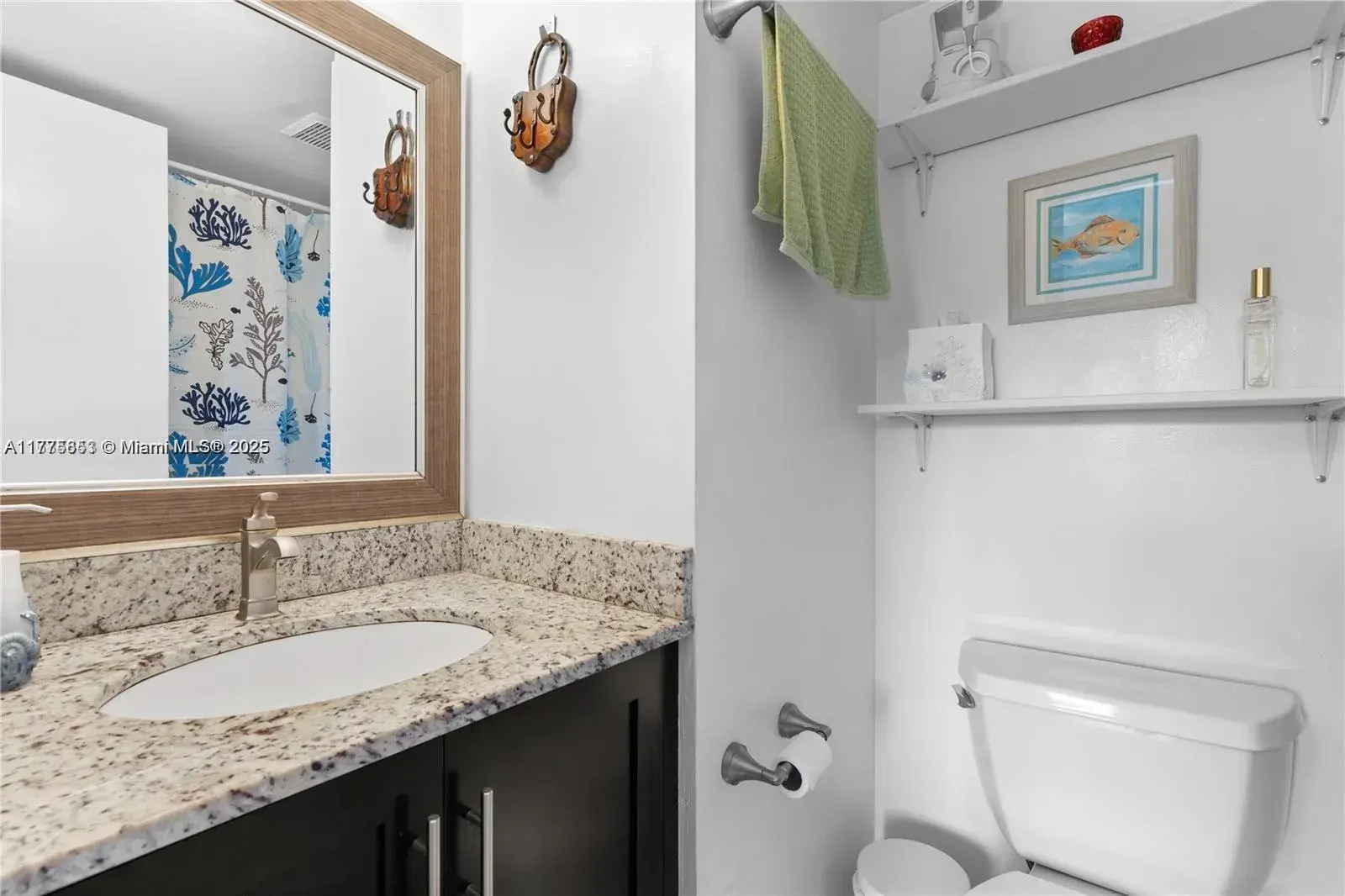 105 Riviera Cir, Weston FL 33326