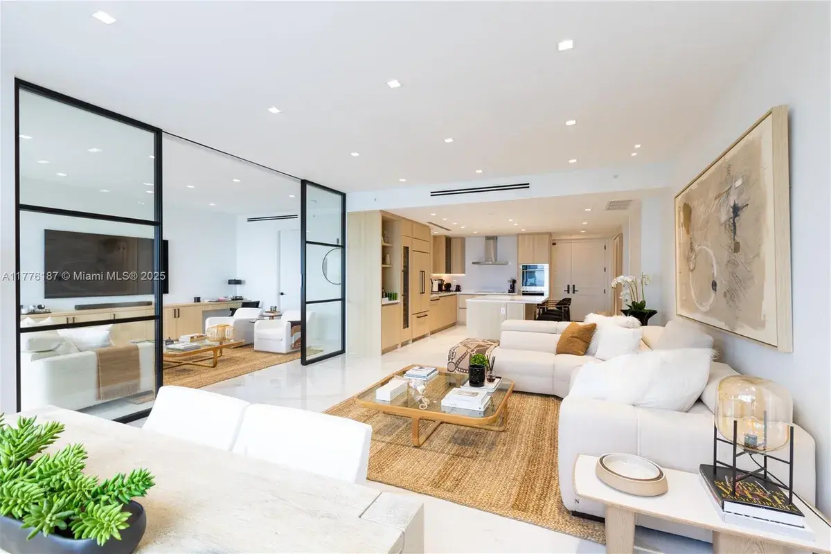 1425 Brickell Ave # 47A, Miami FL 33131