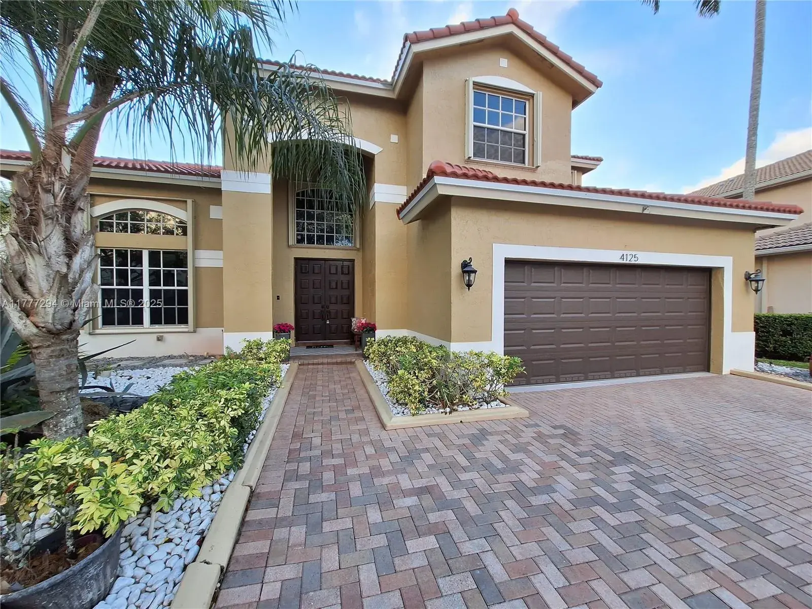 4125 Amber Ln, Weston FL 33331
