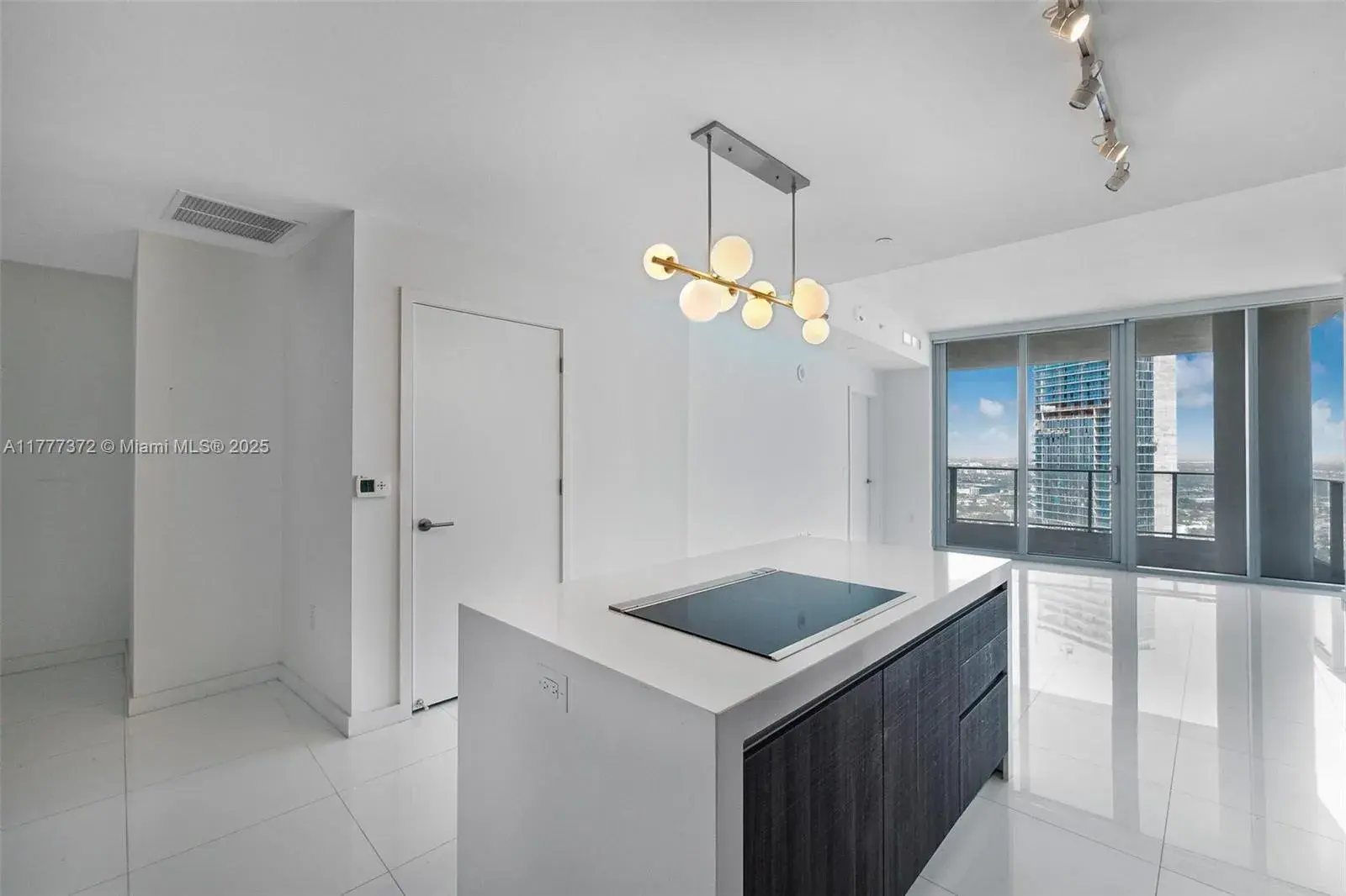 851 NE 1st Ave # 4100, Miami FL 33132
