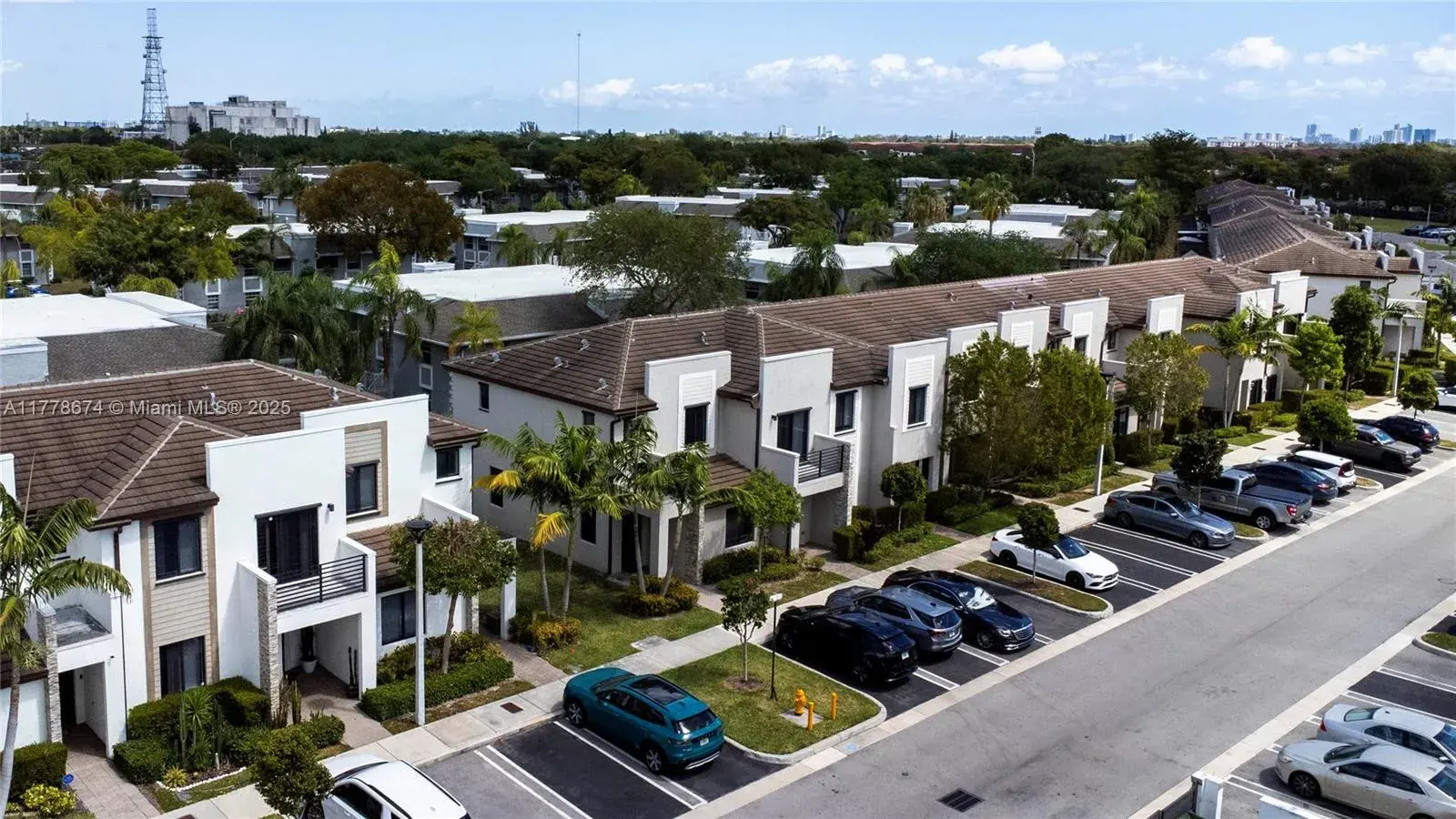 321 NE 208th Ter, Miami FL 33179