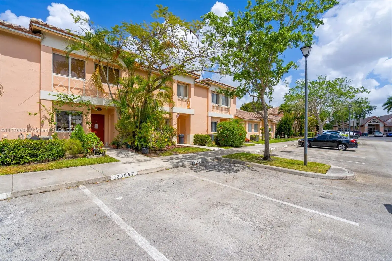 20857 NW 4th St # 20869, Pembroke Pines FL 33029