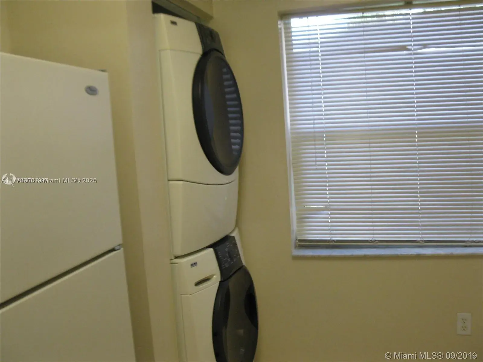 2322 SE 23rd Ave # 2322, Homestead FL 33035