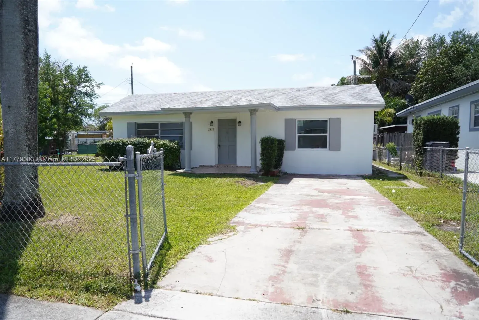 1310 NW 102nd St, Miami FL 33147