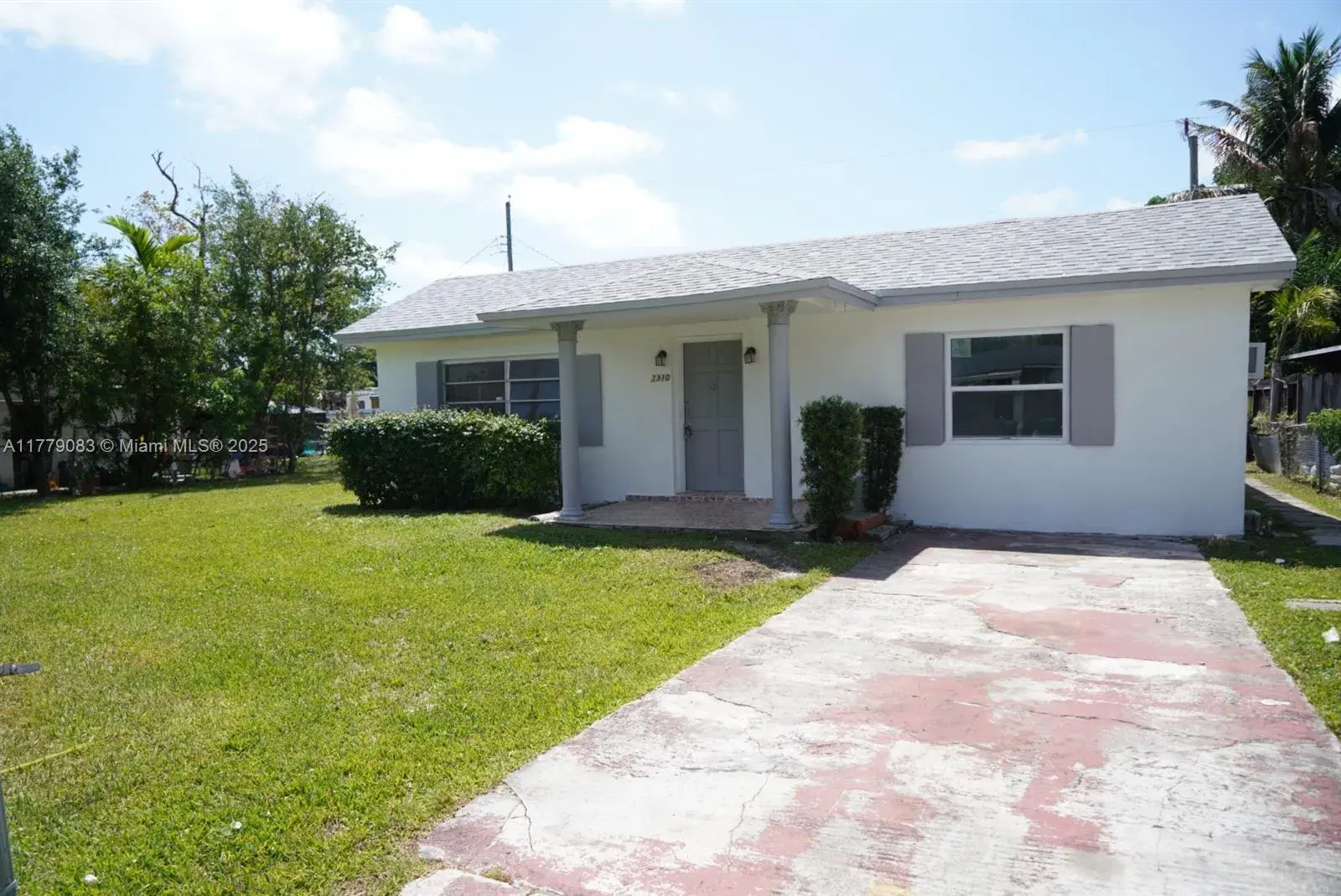 1310 NW 102nd St, Miami FL 33147