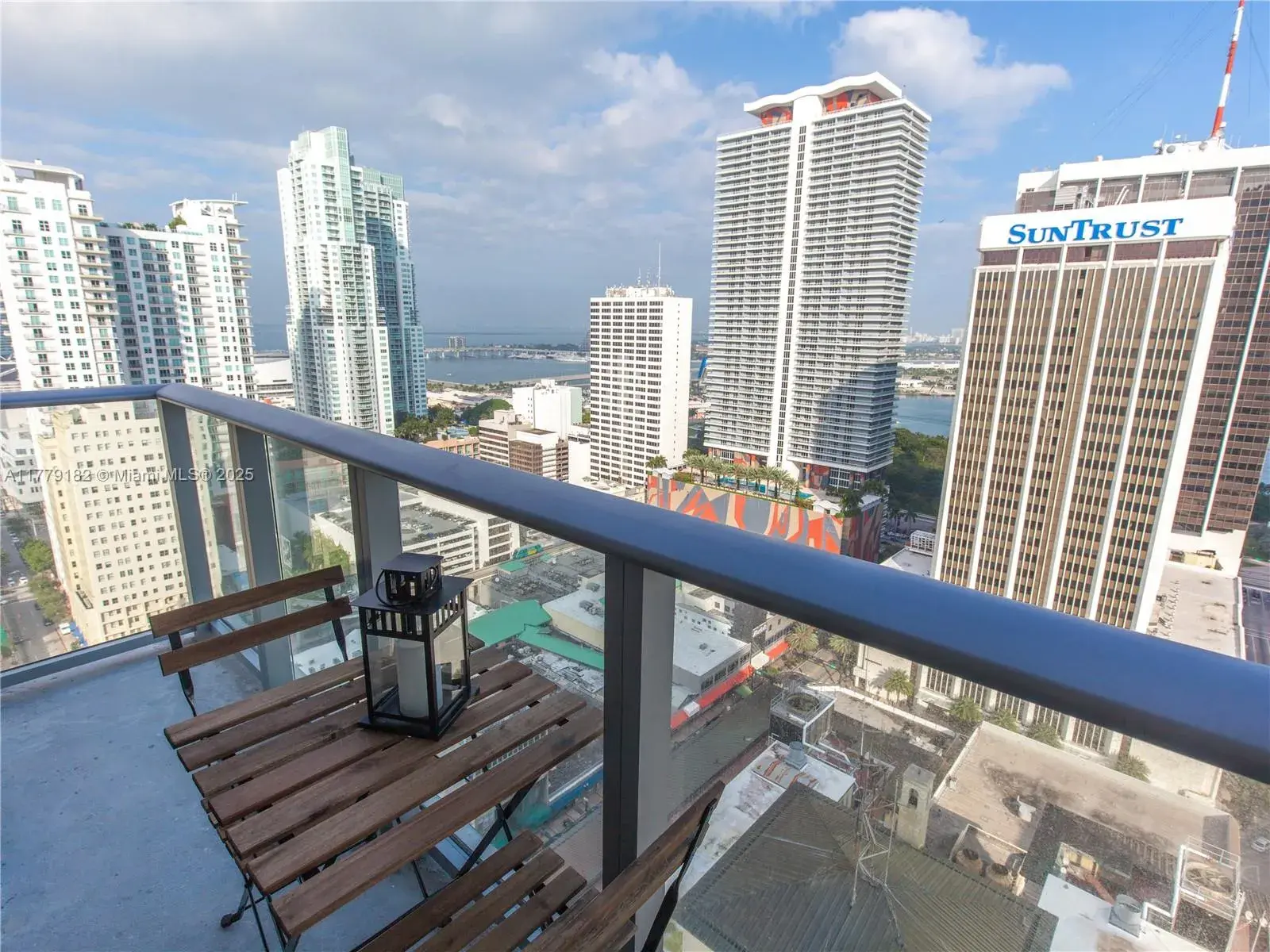 151 SE 1st St # 2802, Miami FL 33131