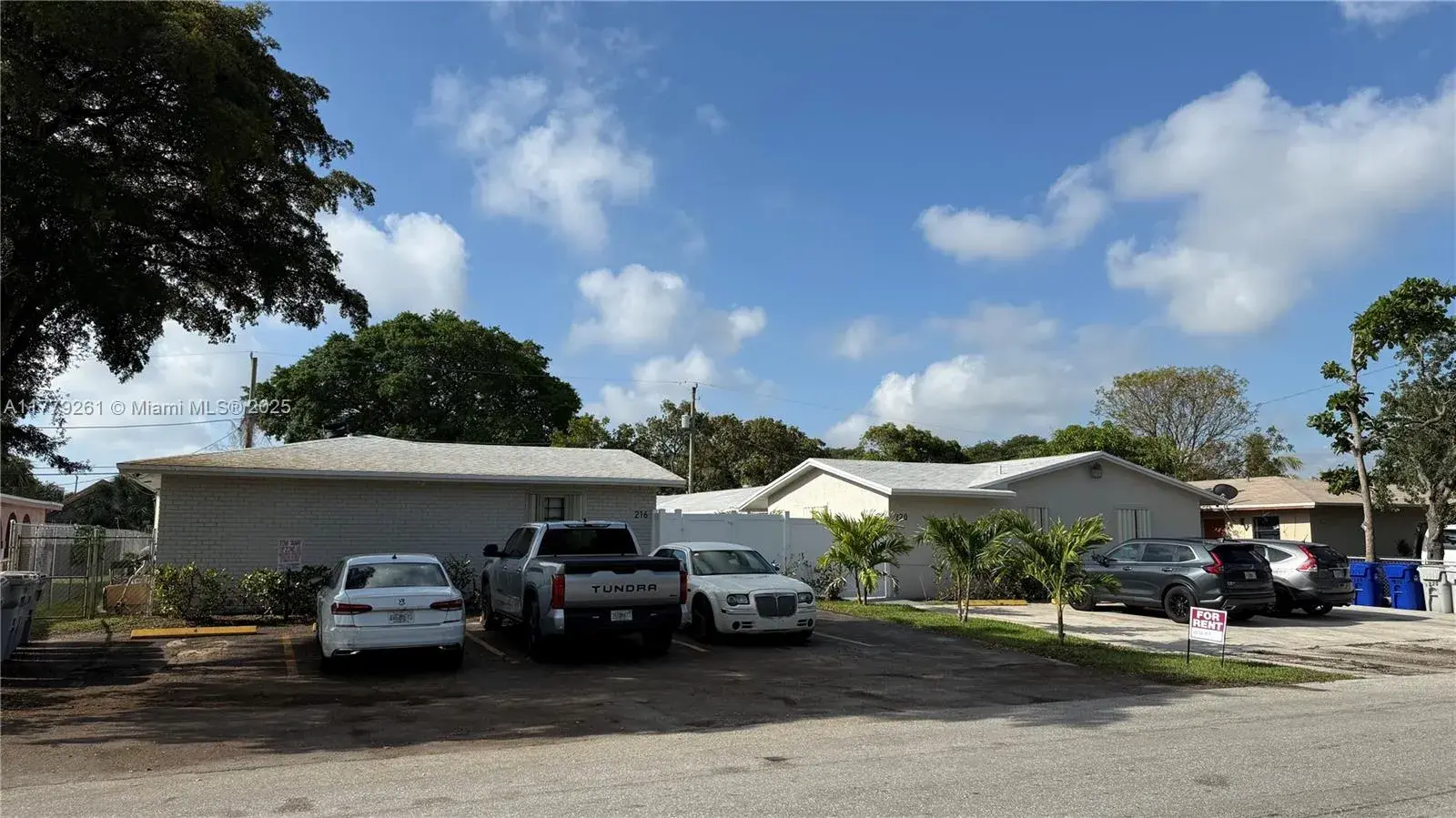 Residential Income for sale at 216 NW 12th St, Pompano Beach FL 33060