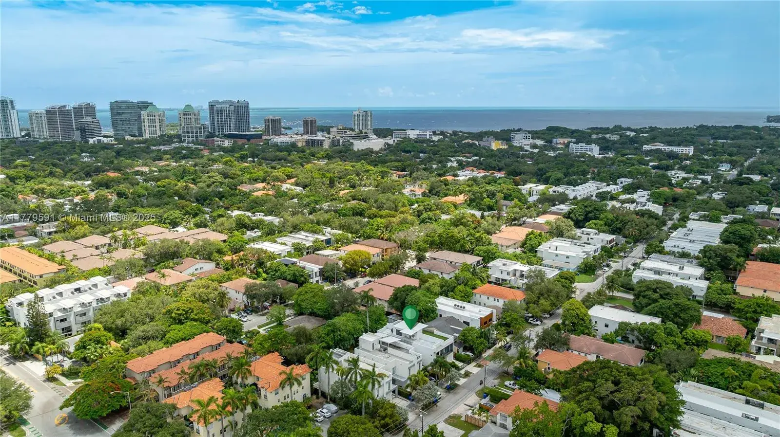 4 bedroom 4 bath Residential for sale at 3045 Elizabeth St # 3045, Miami FL 33133