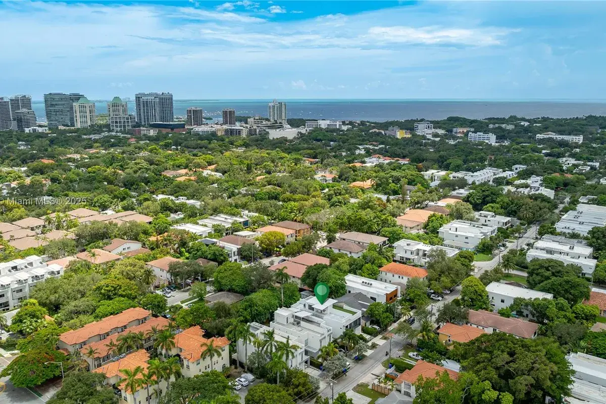 3045 Elizabeth St # 3045, Miami FL 33133