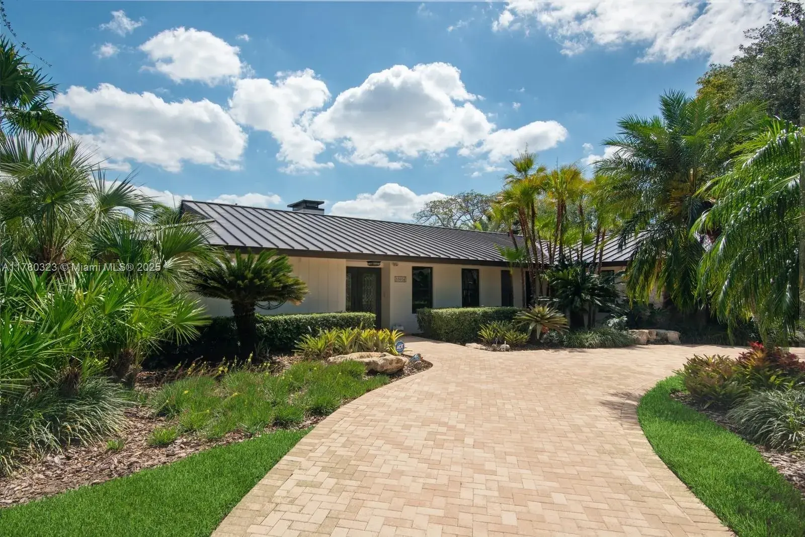 10004 SW 130th Ter, Miami FL 33176