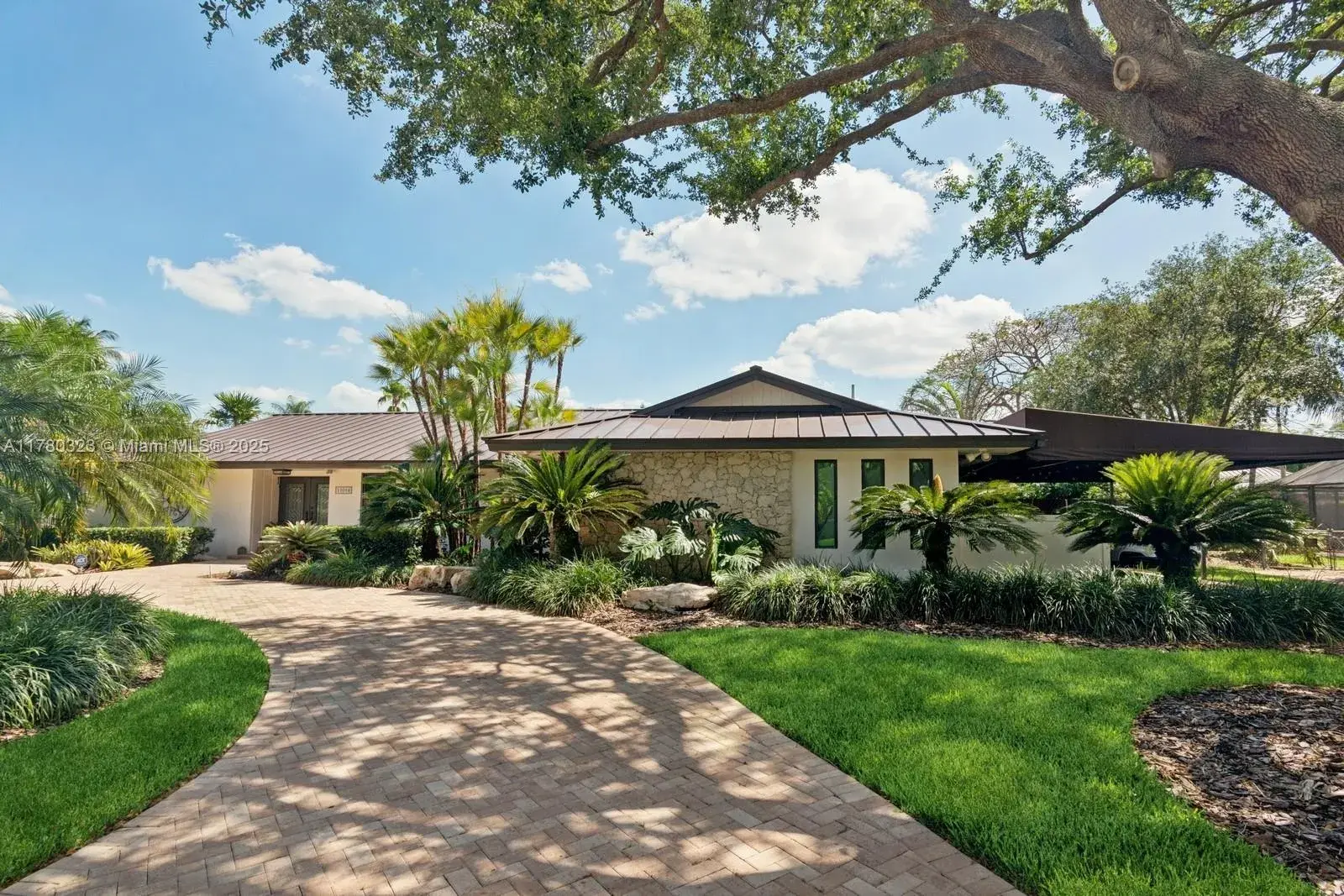 10004 SW 130th Ter, Miami FL 33176