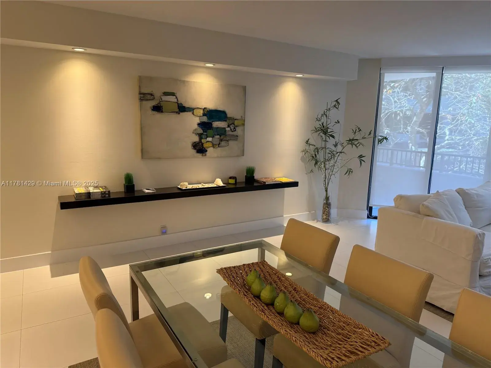 161 Crandon Blvd # 221, Key Biscayne FL 33149