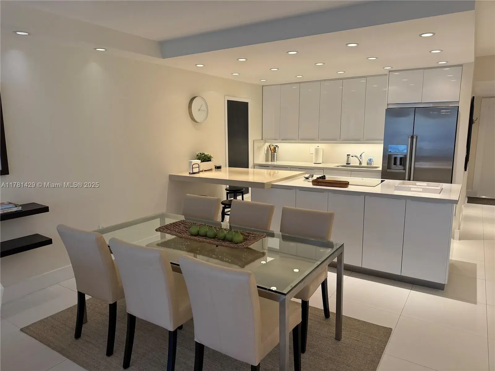 161 Crandon Blvd # 221, Key Biscayne FL 33149
