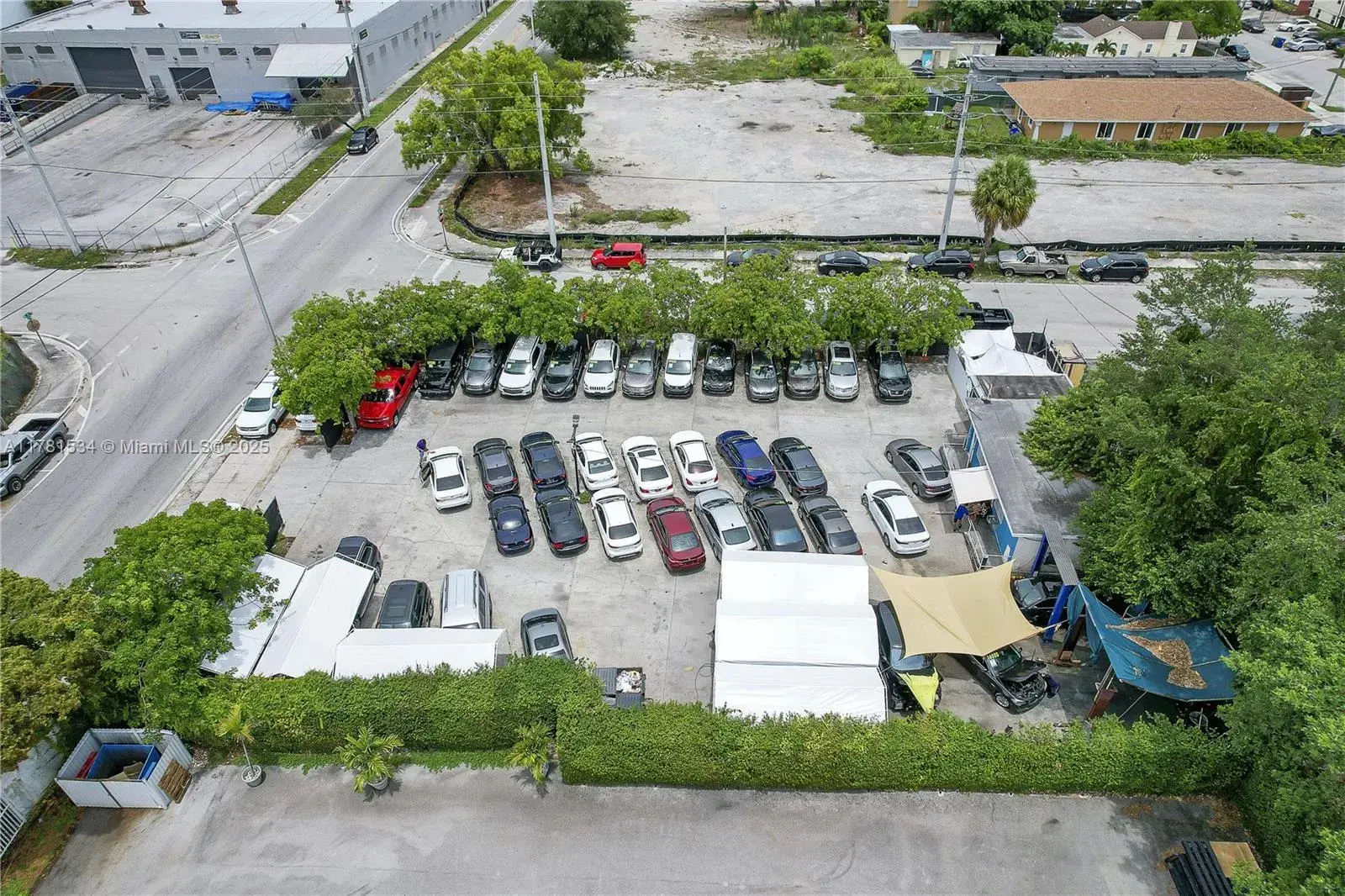 808 NW 71st St, Miami FL 33150