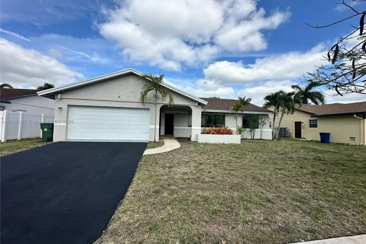 5828 SW 117th Ter, Cooper City FL 33330