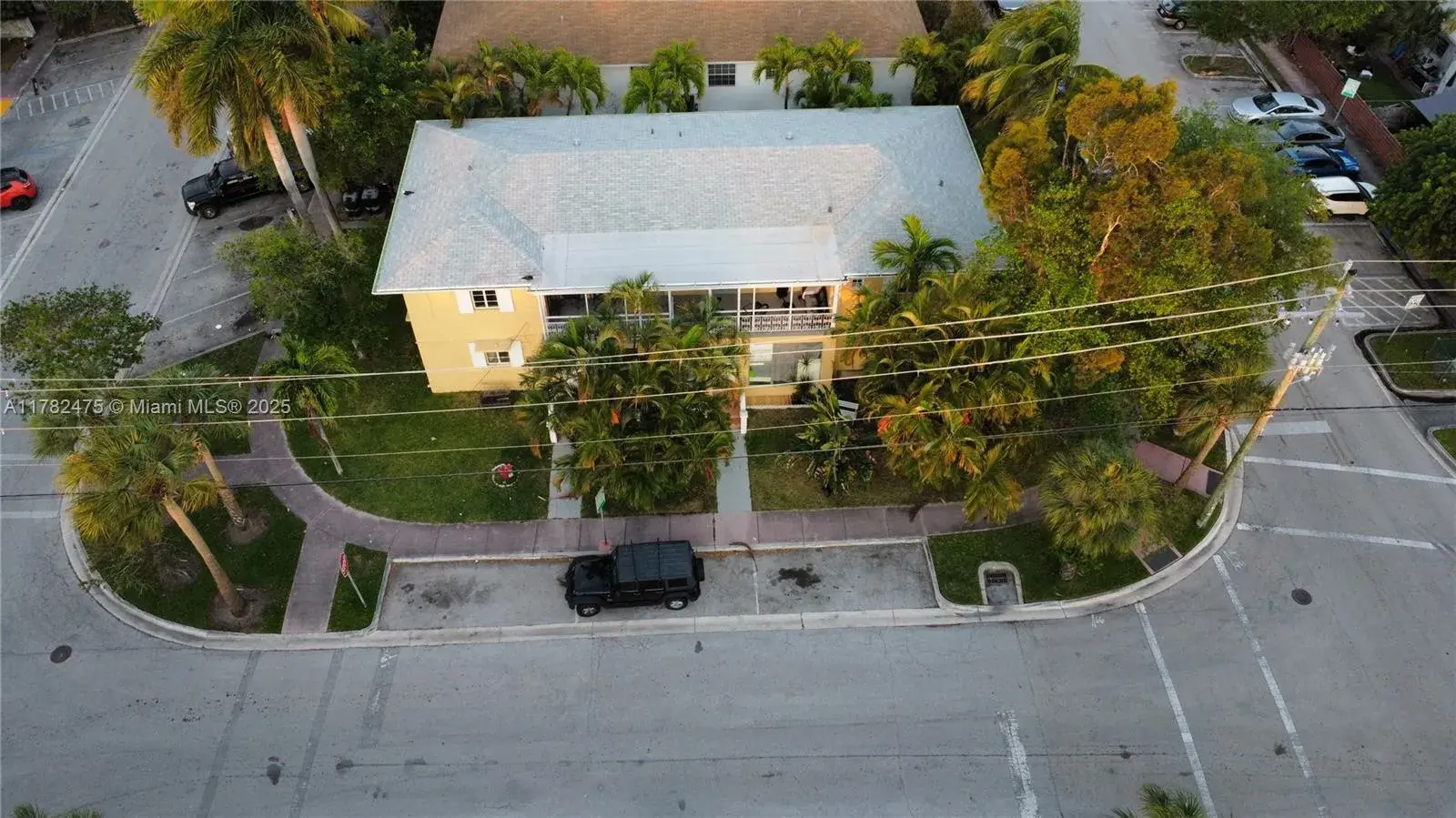 Residential Income for sale at 1797 Marseille Dr, Miami Beach FL 33141