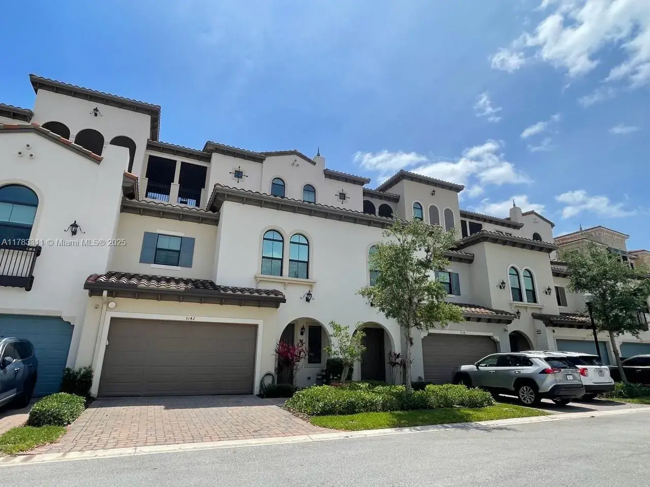 4 bedroom 3 bath Residential for sale at 3142 NW 124th Way, Sunrise FL 33323