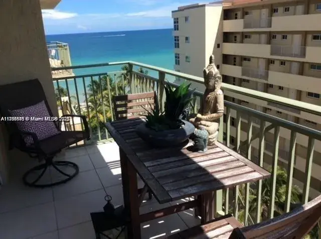 2080 S Ocean Dr # 707, Hallandale Beach FL 33009