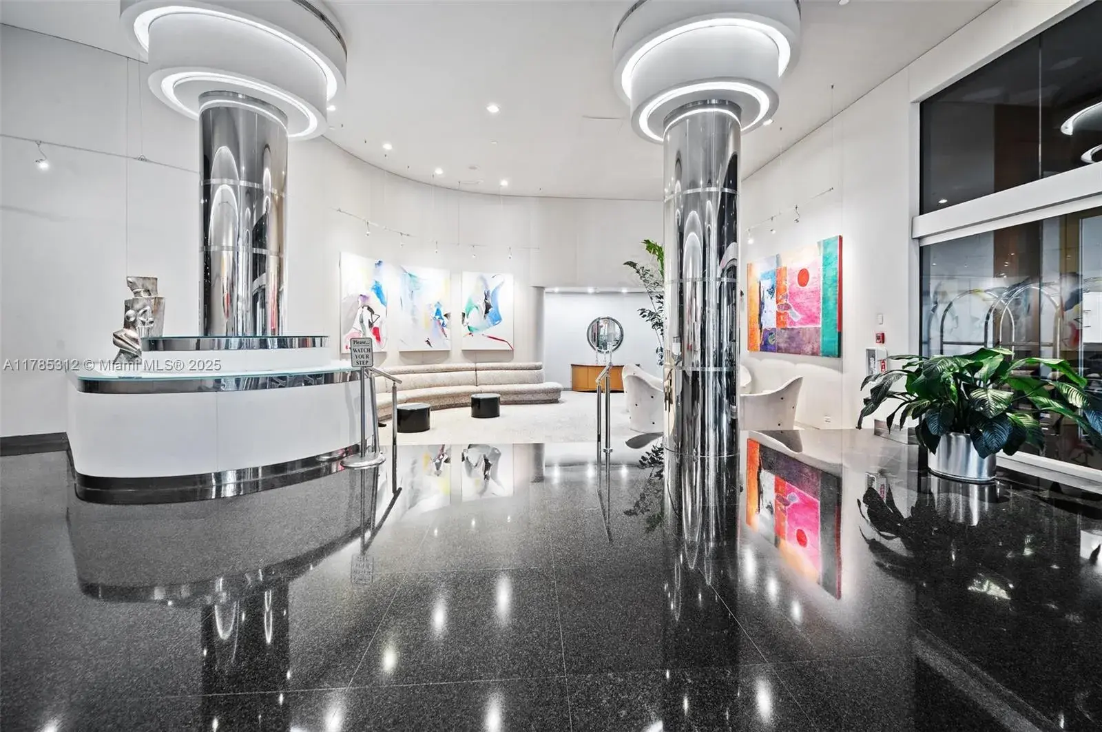 20191 E Country Club Dr, Aventura FL 33180