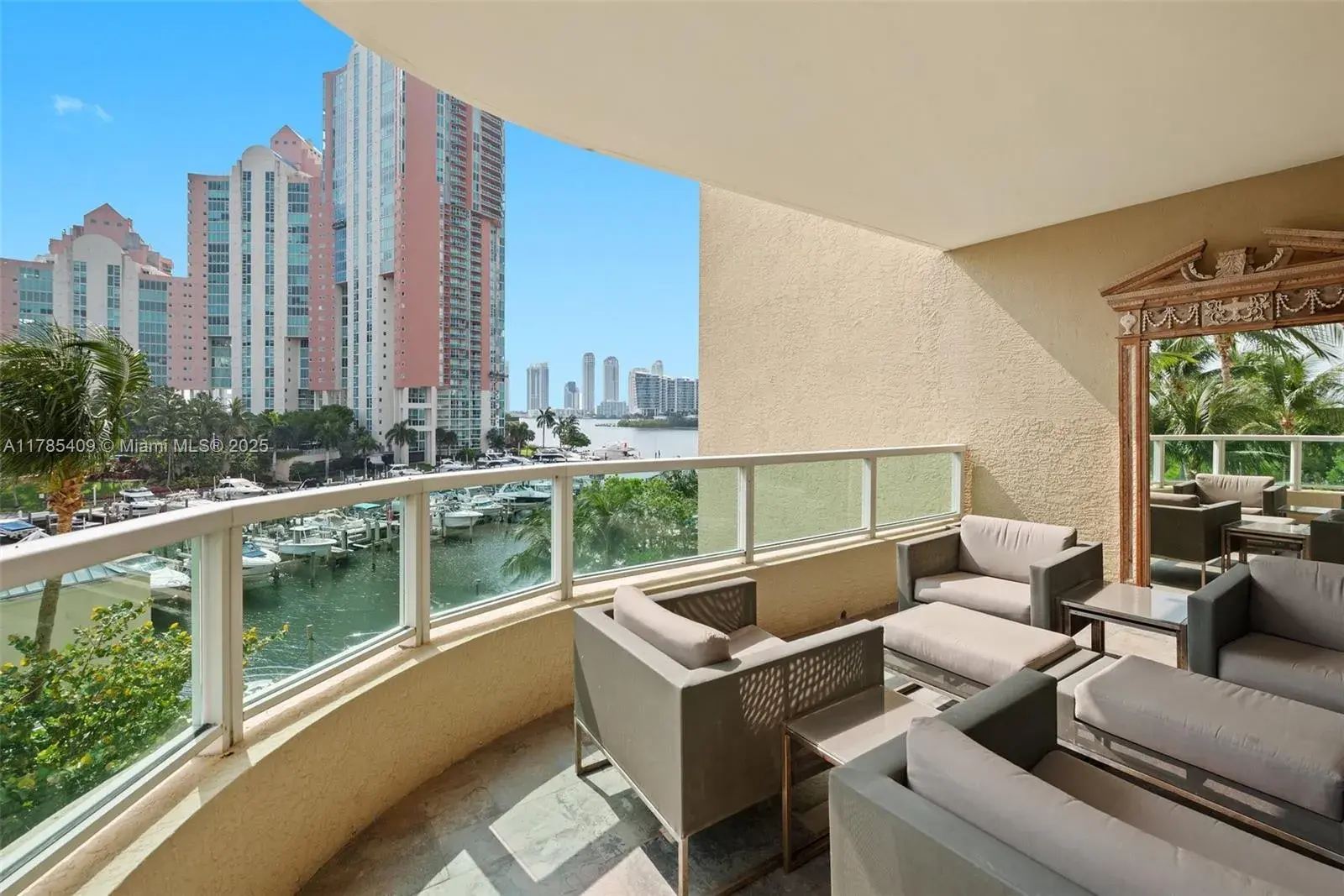2 bedroom 3 bath Residential for sale at 3340 NE 190th St # 504, Aventura FL 33180