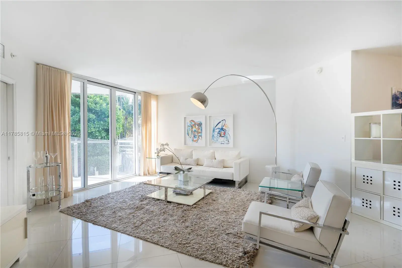 2155 Washington Ct # 207, Miami Beach FL 33139