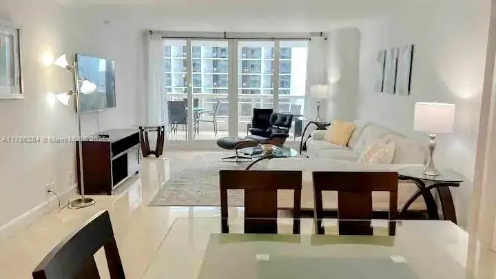 1717 N Bayshore Dr # 2741, Miami FL 33132
