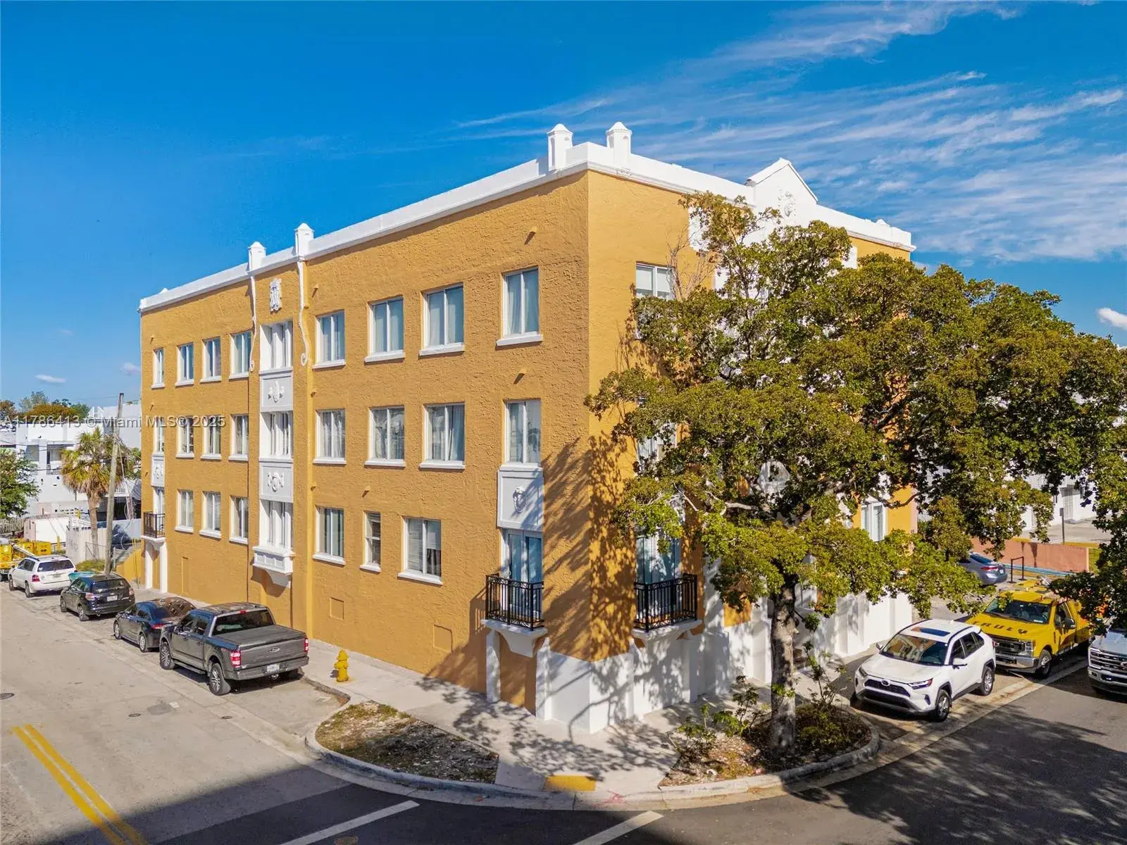 440 SW 5th Ave, Miami FL 33130