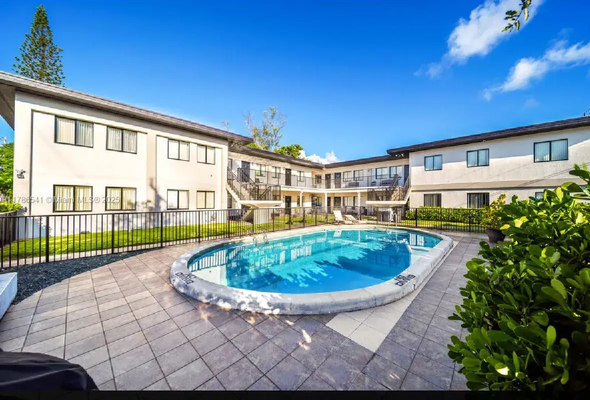 1901 Johnson St # 1, Hollywood FL 33020