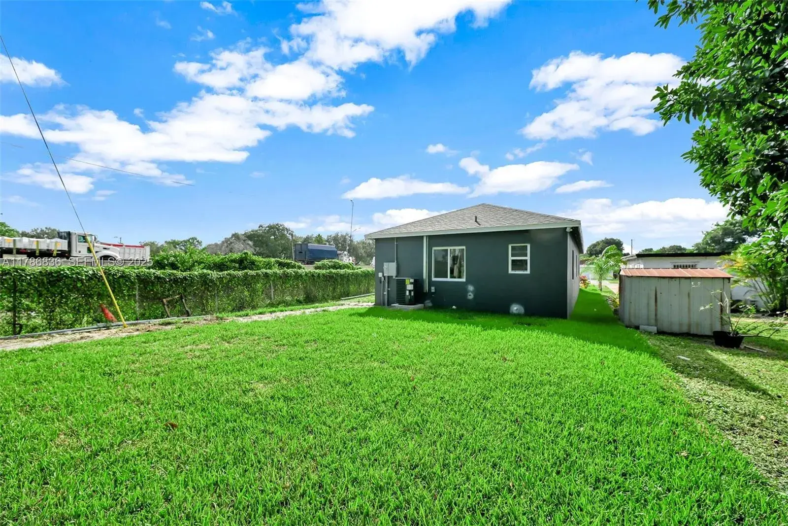 6229 N Arthur St, Hollywood FL 33024