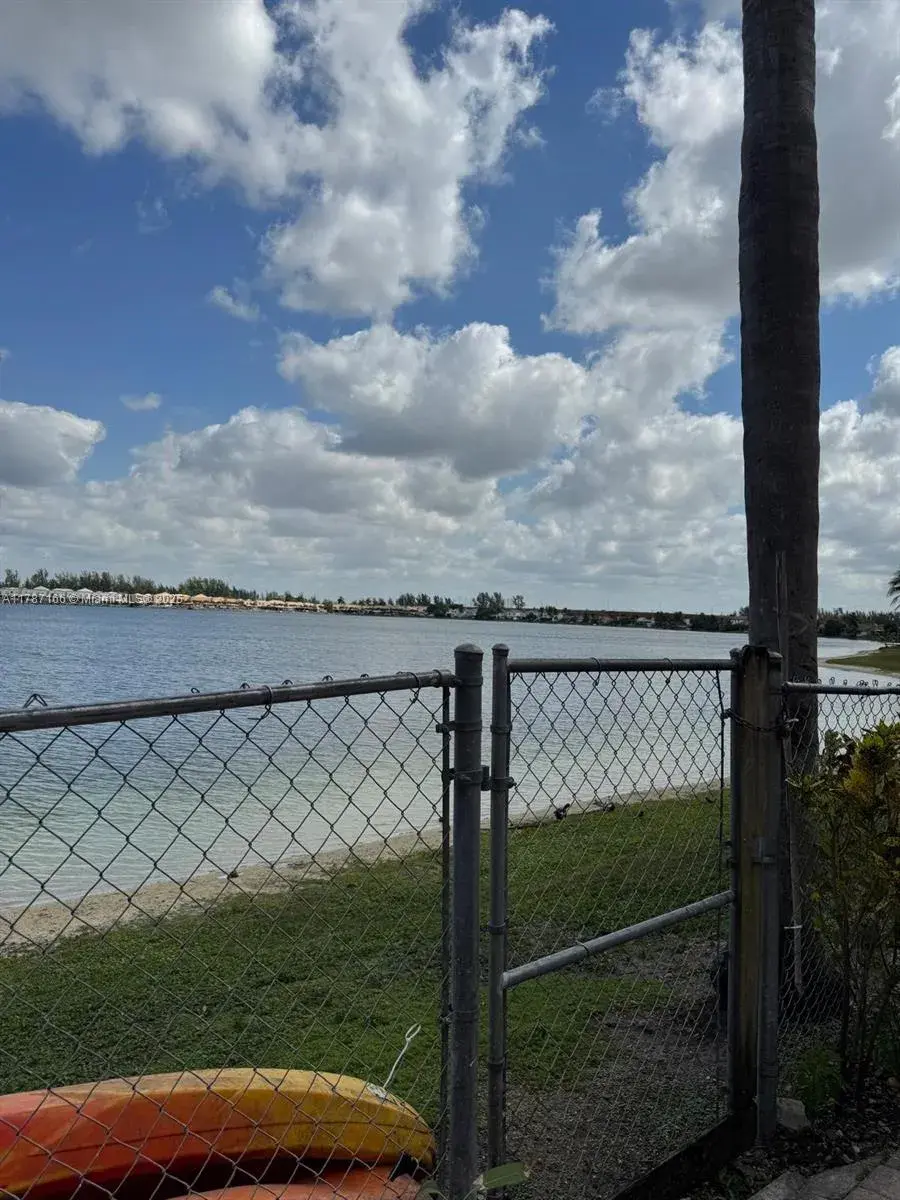 12355 NW 7th Ln, Miami FL 33182