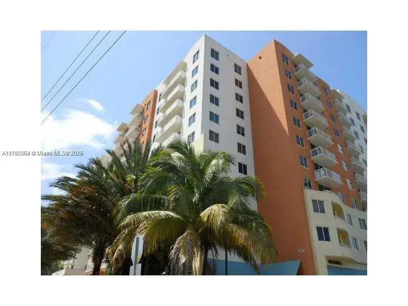 1 bedroom 1 bath Residential for sale at 18800 NE 29th Ave # 1028, Aventura FL 33180