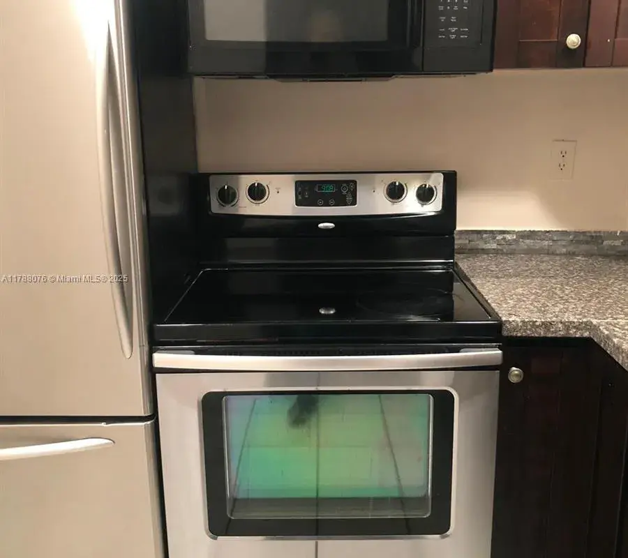 494 NW 165th St Rd # 102, Miami FL 33169