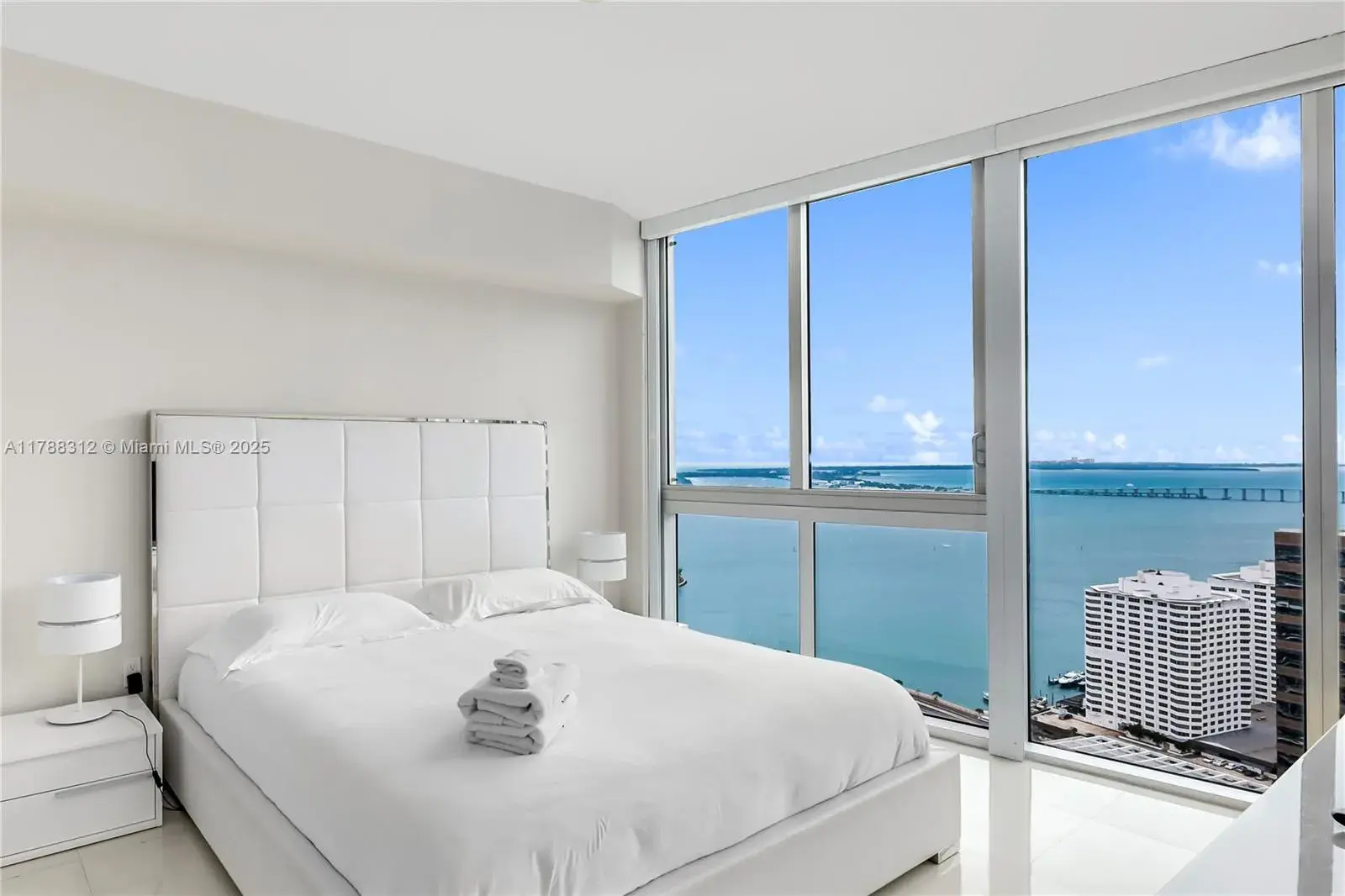 2 bedroom 2 bath Residential for sale at 485 Brickell Ave # 3508, Miami FL 33131