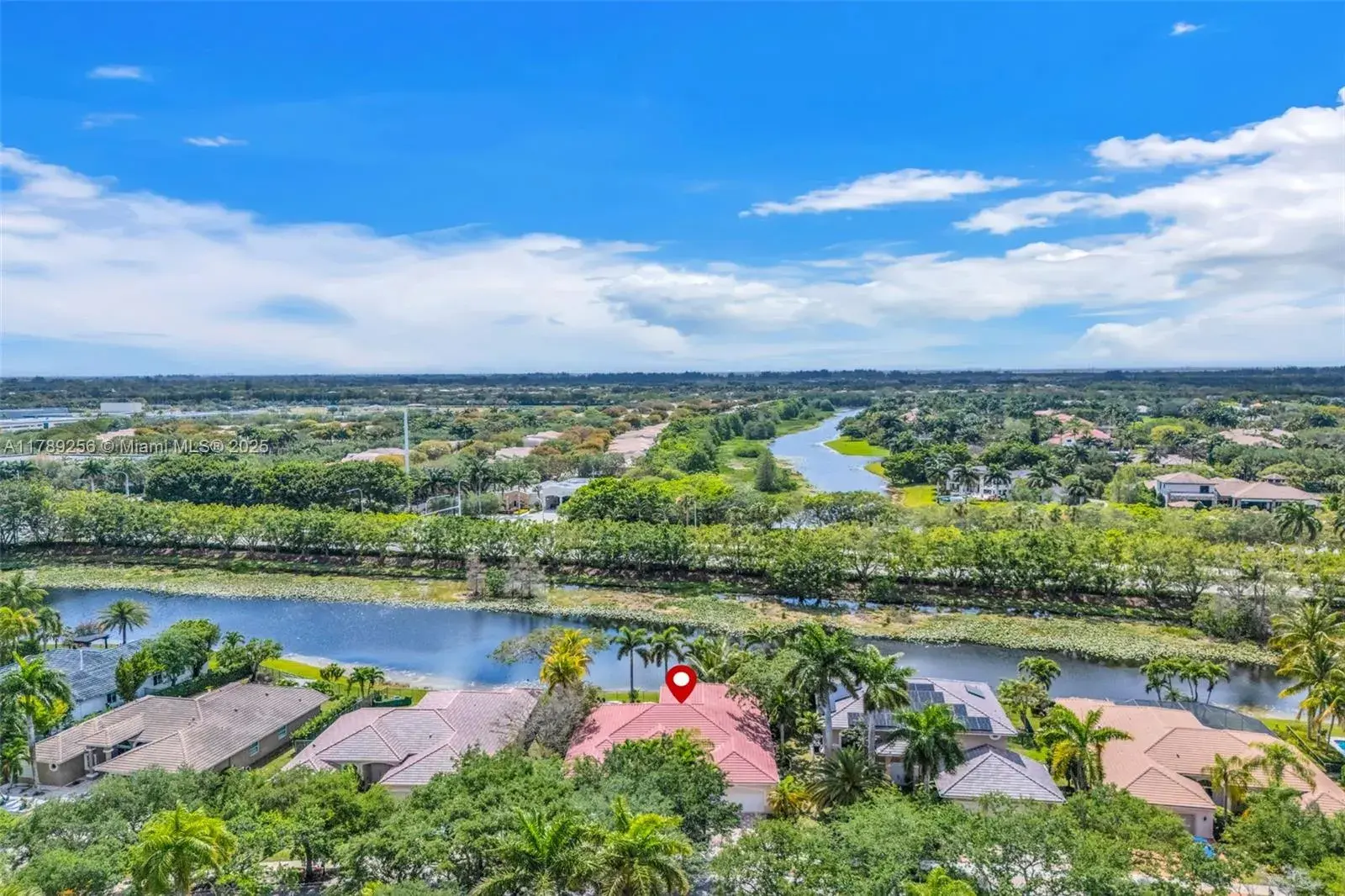 3739 Oak Ridge Cir, Weston FL 33331