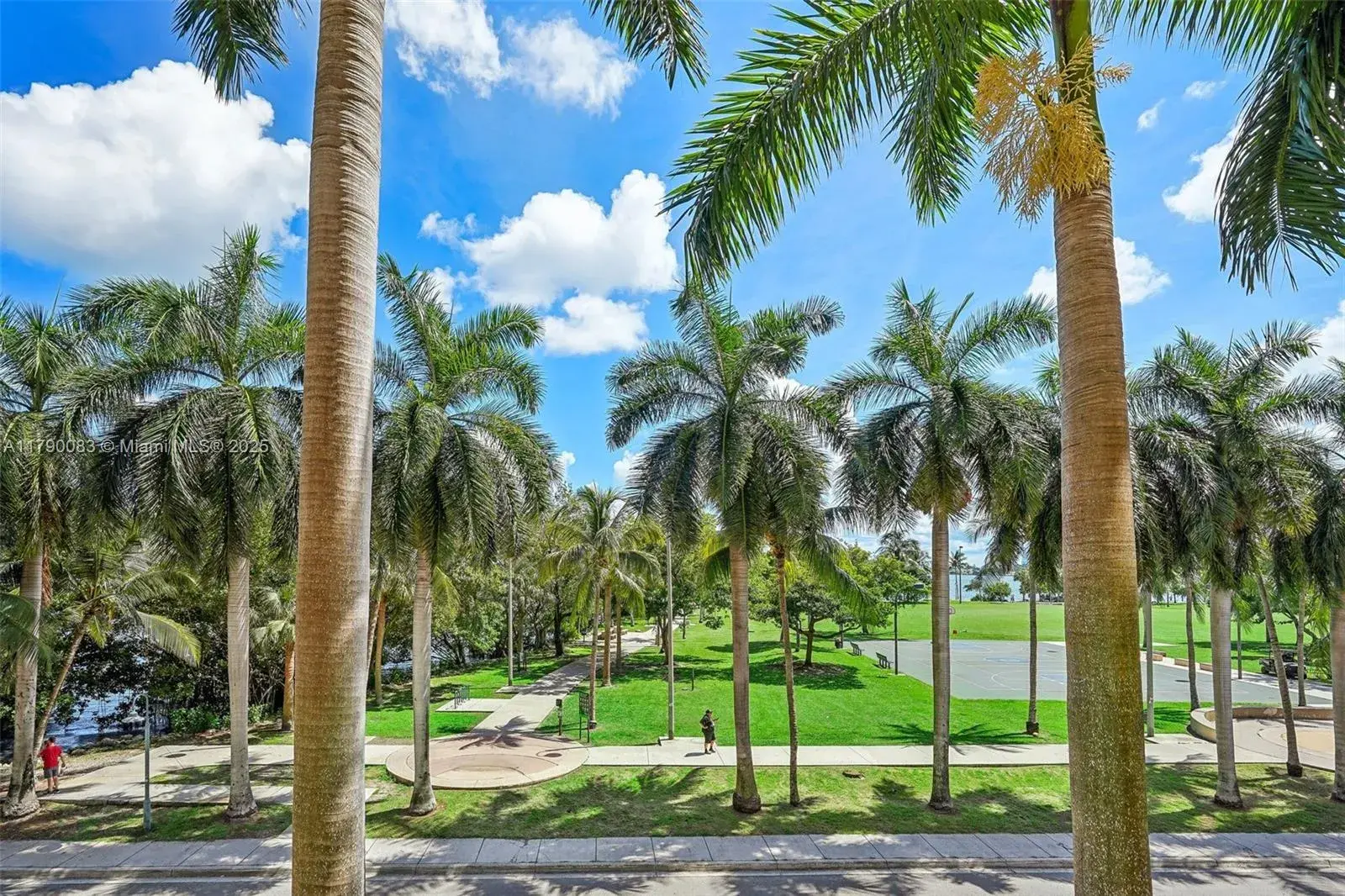 2 bedroom 2 bath Residential for sale at 2000 N Bayshore Dr # 211, Miami FL 33137