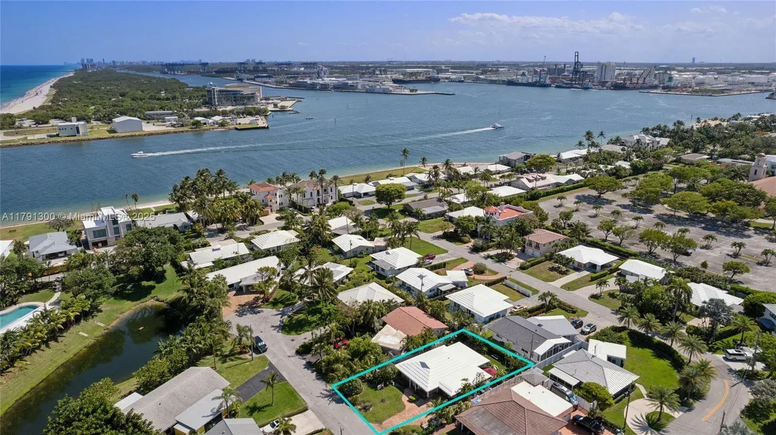 2005 SE 26th Ter, Fort Lauderdale FL 33316