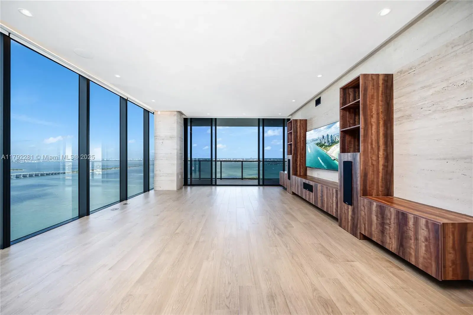 4 bedroom 4 bath Residential for sale at 788 NE 23rd St # 3502, Miami FL 33137
